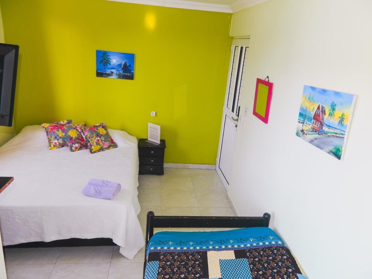 Hostel Stingray San Andrés Exteriör bild